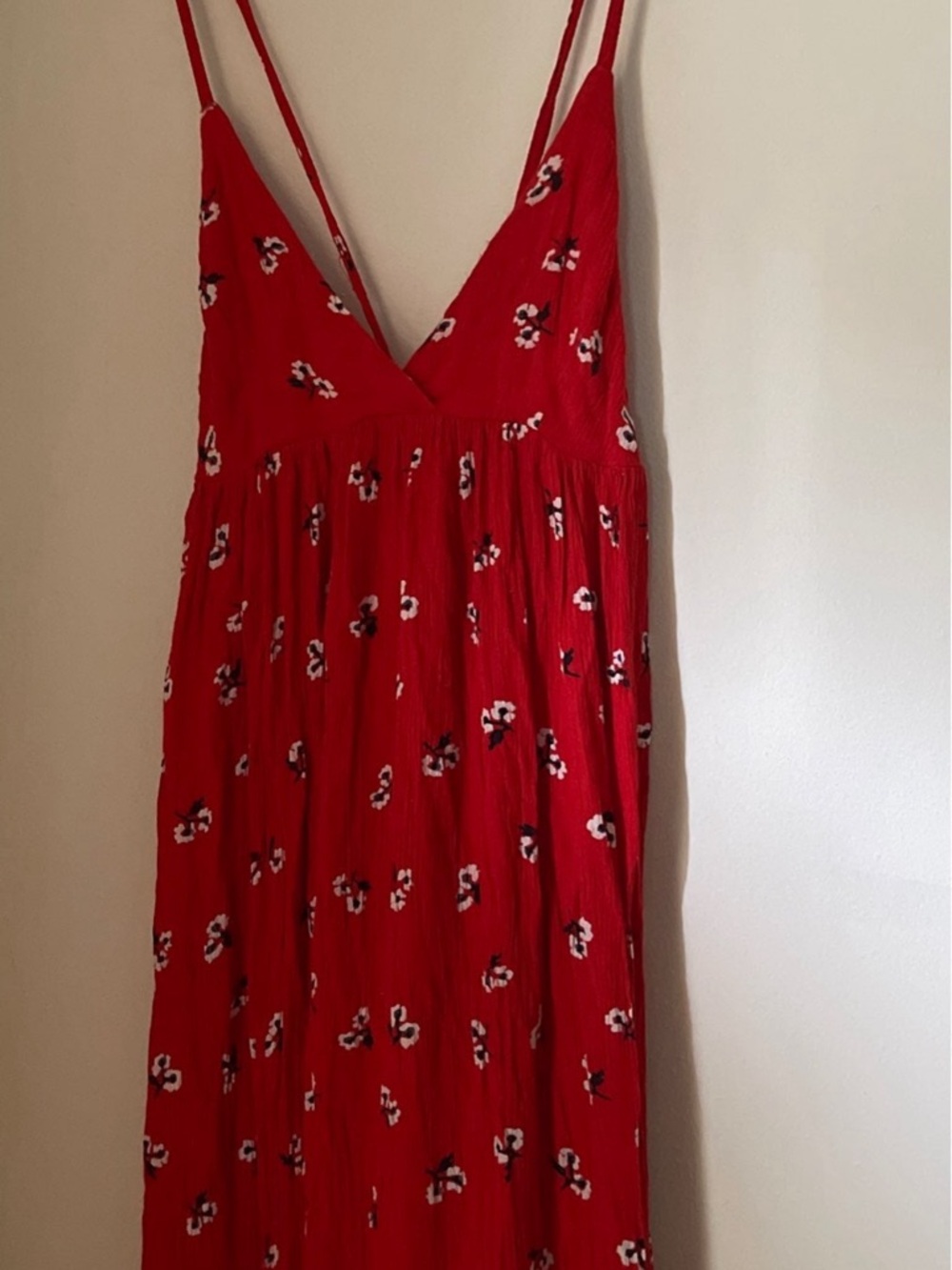 Billabong Red Floral Backless Maxi Dress - Picture 2 of 3